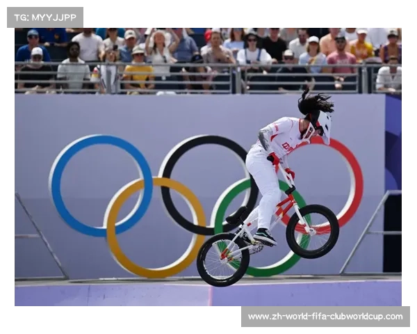 阿尔贝维尔至拉普拉涅赛段激战正酣自行车手拼搏无畏勇夺桂冠